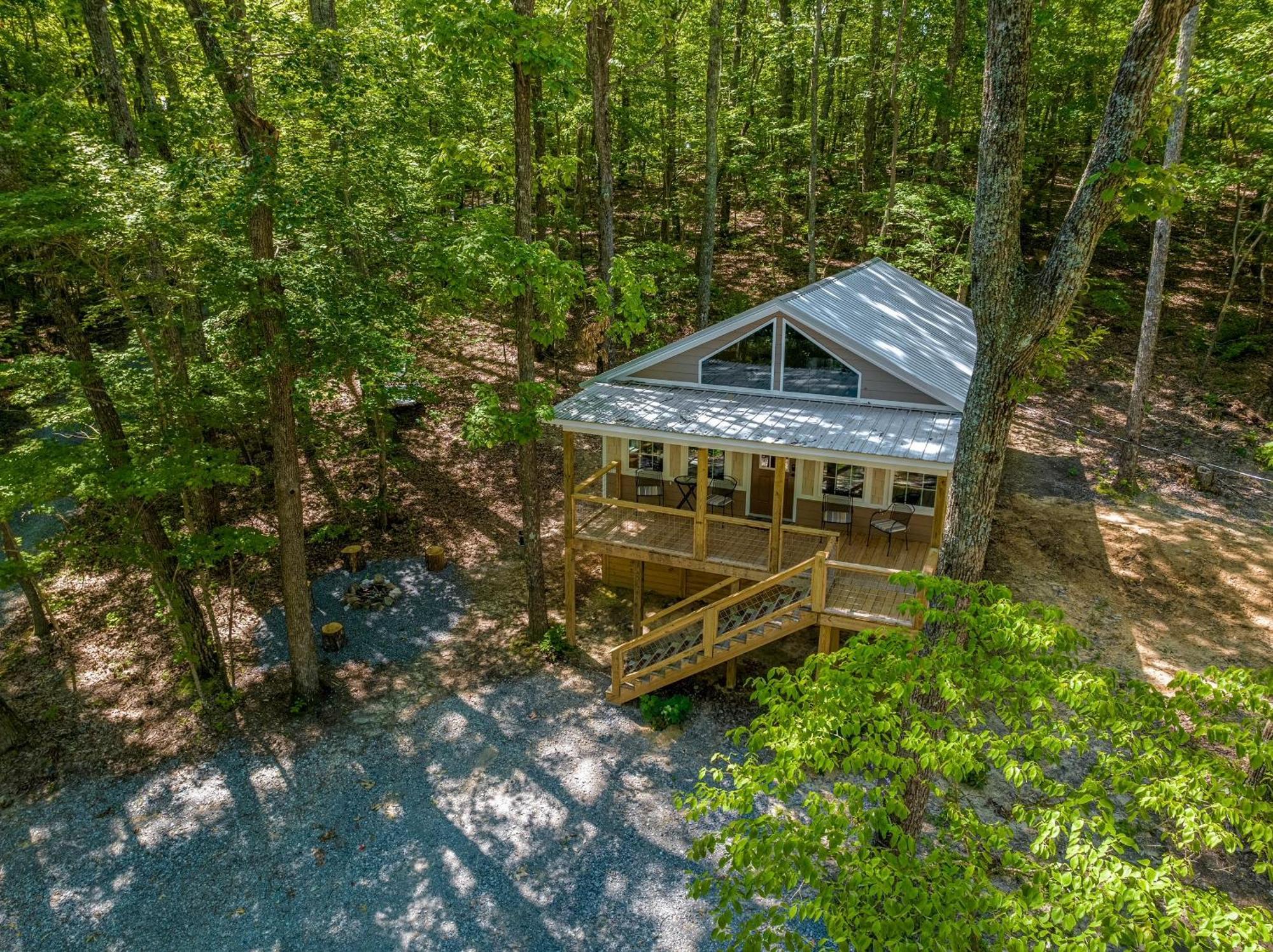 Coyote Cabin At Woodland Retreat At Desoto Beside Desoto State Park 佩恩堡 外观 照片