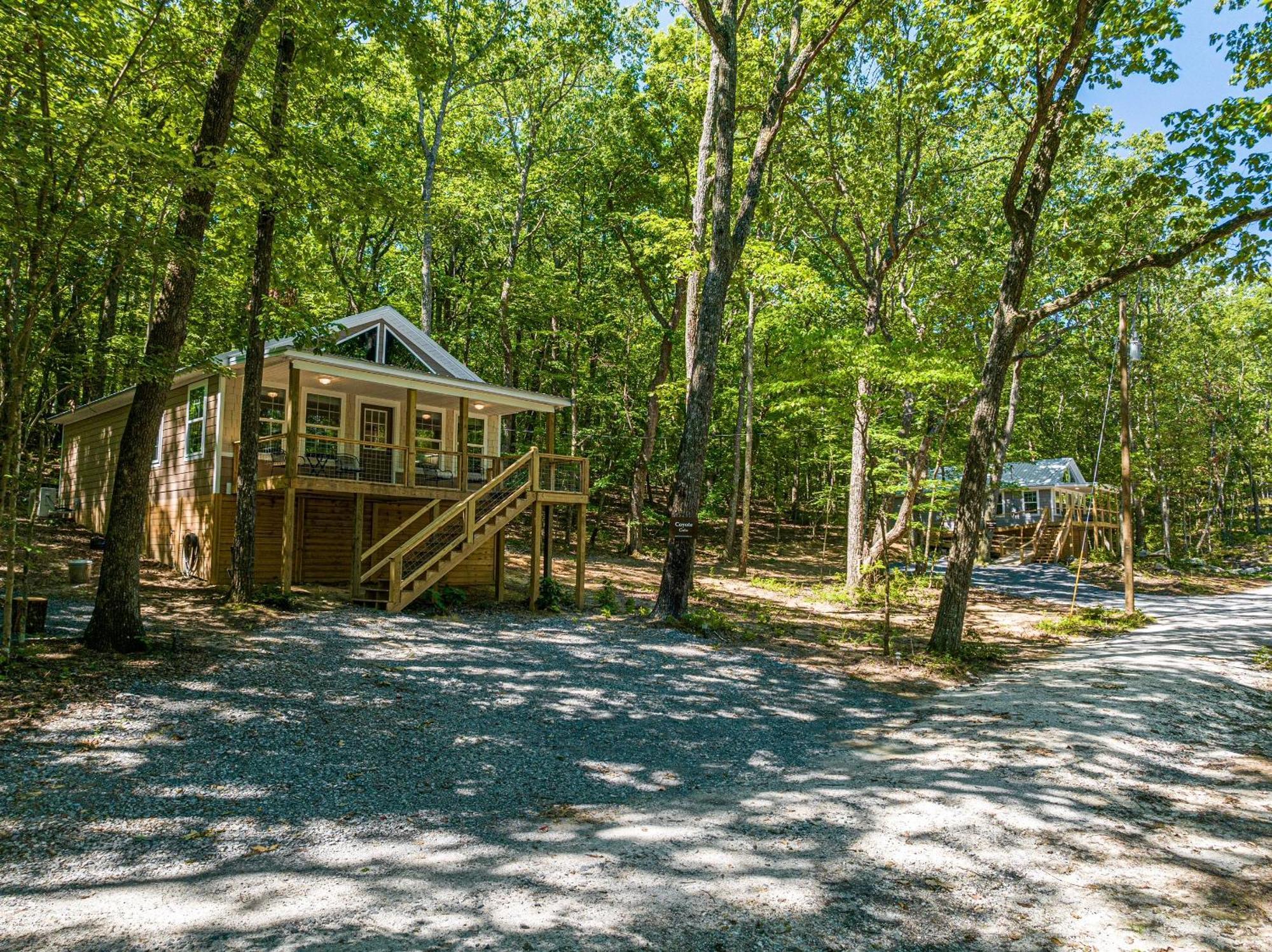Coyote Cabin At Woodland Retreat At Desoto Beside Desoto State Park 佩恩堡 外观 照片